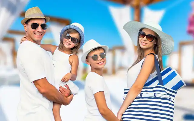 Travel with family worry-free with TW Global Protection: insurance for medical aid, cancellations, luggage, and theme parks. Find your perfect policy.